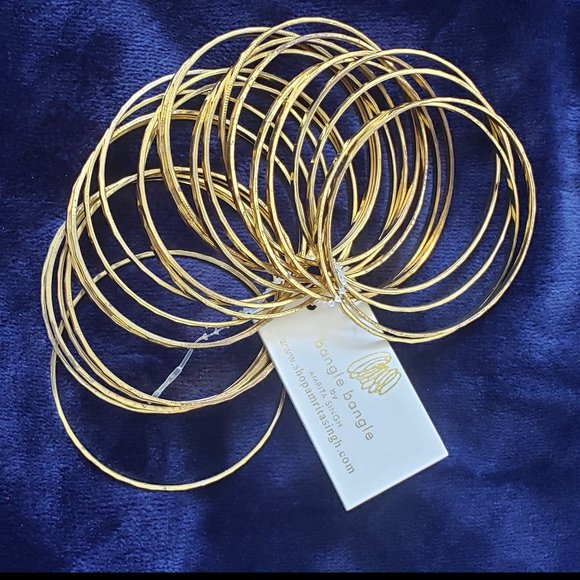 Amrita Singh | Bracelet (bangle set) - Picture 8 of 8